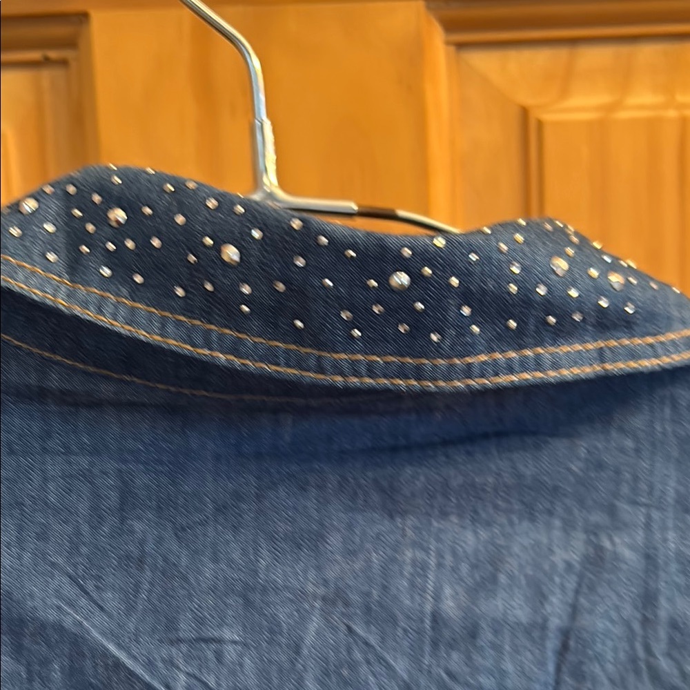 Women's Blue Denim Button Down Shirt - Picture 9 of 14